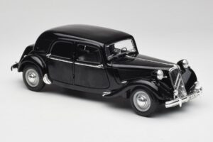 Citroen 15CV 6 Cyl Czarny Maisto 1:18 31821 Metal — zdjęcie 6 z 8
