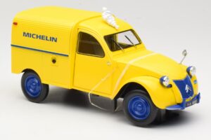 Citroen 2CV Fourgonnette Michelin Bibendum Norev 1:18 181502 Metal — zdjęcie 4 z 6