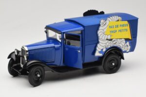 Citroen C4 F Pas de Pneus Trop Petit Niebieski Solido 1:18 151235-00 Metal — zdjęcie 2 z 8