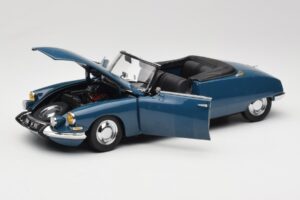 Citroen DS 19 Kabriolet Czerwony Sun Star 1:18 4742 Metal — zdjęcie 2 z 8