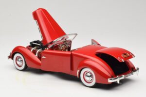 Cord 812 Kabriolet Czerwony American Muscle 1:18 32158 Metal — zdjęcie 5 z 8