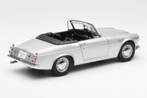 Datsun Fairlady 2000 SR311 Roadster Srebrny AUTOart 1:18 77432 Metal — zdjęcie 3 z 8