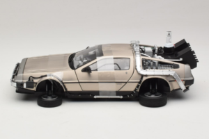 DeLorean DMC-12 Back to the Future Time Machine Sun Star 1:18 2710 Metal — zdjęcie 3 z 6