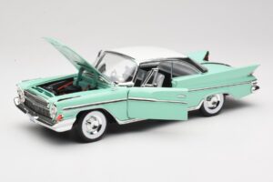 DeSoto Adventurer Zielony Road Signature 1:18 92738-R1 Metal — zdjęcie 2 z 8