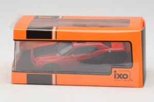 Dodge Challenger SRT8 Czerwony IXO 1:43 CLC597N Metal — zdjęcie 4 z 4