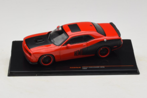 Dodge Challenger SRT8 Czerwony IXO 1:43 CLC597N Metal