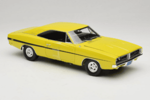 Dodge Charger R/T Żółty Dirty Mary Crazy Larry Auto World 1:18 AWSS101/06 Metal — zdjęcie 6 z 8
