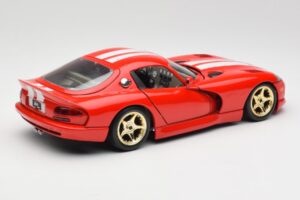 Dodge Viper GTS Czerwony Bburago 1:18 3075 Metal — zdjęcie 3 z 8