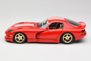 Dodge Viper GTS Czerwony Bburago 1:18 3075 Metal — zdjęcie 4 z 8