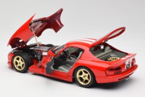 Dodge Viper GTS Czerwony Bburago 1:18 3075 Metal — zdjęcie 5 z 8