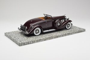 Duesenberg SJN Convertible Coupe Bordowy Minichamps 1:18 107150331 Metal — zdjęcie 5 z 6