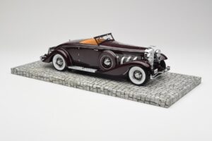 Duesenberg SJN Convertible Coupe Bordowy Minichamps 1:18 107150331 Metal — zdjęcie 6 z 6