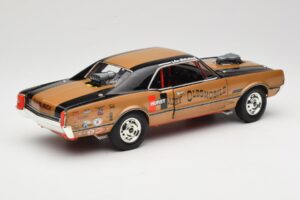 Oldsmobile 442 Hurst Hairy Olds Twin-Engine 4WD 1966 Highway 61 1:18 50089 Metal — zdjęcie 3 z 8