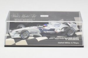 BMW Sauber F1.06 J. Villeneuve Wedding Edition F1 2006 Minichamps 1:43 400060117 Metal — zdjęcie 4 z 5
