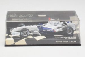 BMW Sauber F1.06 #16 N. Heidfeld F1 2006 Minichamps 1:43 400060086 Metal — zdjęcie 4 z 5