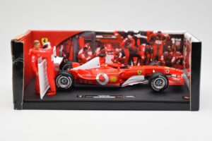 Ferrari F2003-GA F1 Constructors World Champions 2003 Hot Wheels 1:18 G3764 Metal — zdjęcie 6 z 7