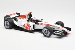Honda RA106 Honda Racing Team R. Barrichello F1 Showcar 2006 Minichamps 1:18 08MF1-06B-CRB18 Metal — zdjęcie 4 z 6