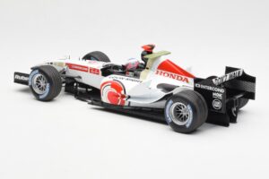 Honda RA106 Honda Racing Team R. Barrichello F1 Showcar 2006 Minichamps 1:18 08MF1-06B-CRB18 Metal — zdjęcie 5 z 6
