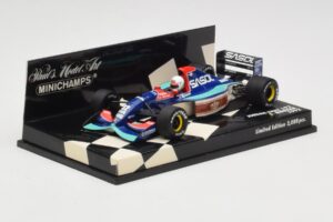 Jordan Hart 192 #32 S. Modena Race Car 1992 Minichamps 1:43 400920032 Metal — zdjęcie 2 z 5