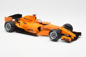 McLaren MP4-20 Mercedes G. Paffett Interim Test Car 2006 Minichamps 1:18 530061895 Metal — zdjęcie 4 z 6