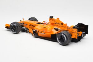 McLaren MP4-21 Mercedes #3 K. Raikkonen Interim Livery 2006 Minichamps 1:18 530061873 Metal — zdjęcie 5 z 6