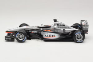 McLaren MP4-20 #9 K. Raikkonen F1 2005 Hot Wheels 1:18 H2286 Metal — zdjęcie 3 z 6