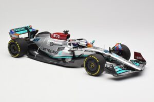 Mercedes AMG W13 E Performance Petronas #63 G. Russell Miami GP 2022 Minichamps 1:18 110220563 Metal — zdjęcie 4 z 7