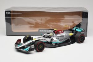 Mercedes AMG W13 E Performance Petronas #44 L. Hamilton Spanish GP 2022 Minichamps 1:18 110220044 Metal — zdjęcie 7 z 7