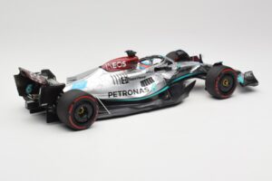Mercedes AMG W13 E Performance Petronas #63 G. Russell Brazilian GP 1st Win 2022 Minichamps 1:18 110222163 Żywica — zdjęcie 2 z 7