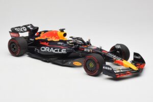 Oracle Red Bull Racing RB18 #1 M. Verstappen Winner Belgian GP 2022 Minichamps 1:18 110221401 Metal — zdjęcie 4 z 7