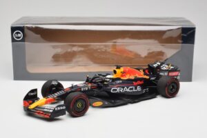 Oracle Red Bull Racing RB18 #1 M. Verstappen Winner Belgian GP 2022 Minichamps 1:18 110221401 Metal — zdjęcie 7 z 7