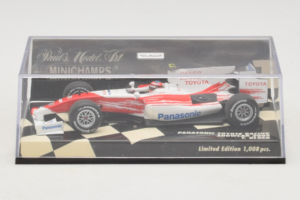 Toyota TF109 #10 T. Glock Panasonic Toyota Racing Showcar F1 2009 Minichamps 1:43 400090080 Metal — zdjęcie 4 z 5