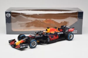 Red Bull Racing Honda RB16B #33 M. Verstappen Belgian GP Winner 2021 Minichamps 1:18 110211333 Żywica — zdjęcie 7 z 7