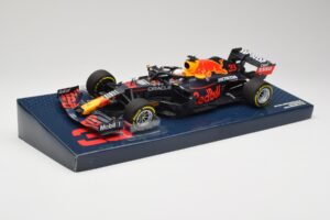 Red Bull Racing Honda RB16B #33 M. Verstappen Emilia Romagna GP 2021 Case Edition Minichamps 1:18 113210133 Żywica — zdjęcie 2 z 7
