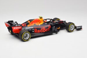Red Bull RB15 #10 P. Gasly F1 2019 Minichamps 1:18 110190010 Metal — zdjęcie 2 z 7