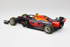 Red Bull RB15 #10 P. Gasly F1 2019 Minichamps 1:18 110190010 Metal — zdjęcie 5 z 7