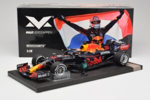 Red Bull RB16B #33 M. Verstappen Dutch GP Winner 2021 Minichamps 1:18 113212533 Metal — zdjęcie 6 z 7