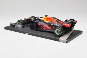 Red Bull RB16B #33 M. Verstappen Emilia Romagna GP Winner 2021 Minichamps 1:18 113210233T Metal — zdjęcie 5 z 6