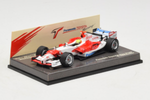 Toyota TF105 #17 R. Schumacher Panasonic Toyota Racing F1 2005 Minichamps 1:43 AM58296 Metal — zdjęcie 2 z 5