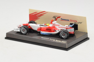Toyota TF105 #17 R. Schumacher Panasonic Toyota Racing F1 2005 Minichamps 1:43 AM58296 Metal — zdjęcie 3 z 5