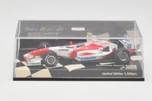 Toyota TF104 Panasonic Racing #0 R. Zonta 3rd Driver 2004 Minichamps 1:43 400040038 Metal — zdjęcie 5 z 5
