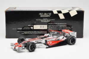 McLaren MP4-22 Mercedes #1 F. Alonso Showcar 2007 Minichamps 1:18 533071871 Metal — zdjęcie 6 z 6