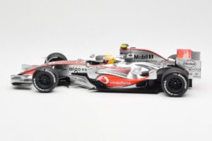McLaren MP4-22 Mercedes #2 L. Hamilton 2007 Dealer Edition Minichamps 1:18 530071802 Metal — zdjęcie 3 z 6