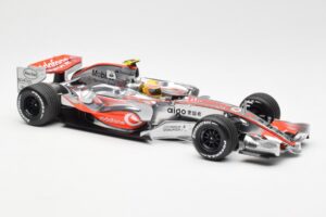 McLaren MP4-22 Mercedes #2 L. Hamilton 2007 Dealer Edition Minichamps 1:18 530071802 Metal — zdjęcie 4 z 6