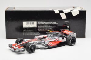 McLaren MP4-23 Mercedes #23 H. Kovalainen 2008 Minichamps 1:18 530081823 Metal — zdjęcie 6 z 6