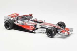 McLaren MP4-22 Mercedes #1 F. Alonso Presentation Valencia 2007 Minichamps 1:18 538071871 Metal — zdjęcie 4 z 6