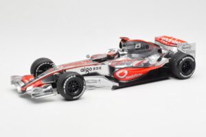 McLaren MP4-22 Mercedes #1 F. Alonso Presentation Valencia 2007 Minichamps 1:18 538071871 Metal