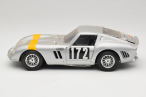 Ferrari 250 GTO #172 Tour de France 1964 Bburago 1:18 7011 Metal — zdjęcie 4 z 8