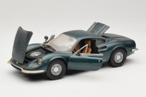 Ferrari 246 GT Dino Zielony Anson 1:18 30359 Metal — zdjęcie 2 z 8