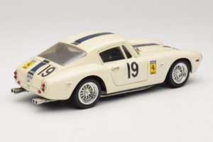 Ferrari 250 GT SWB Berlinette #19 Tour de France Automobile 1961 Eagles Race 1:18 6500 Metal — zdjęcie 3 z 8